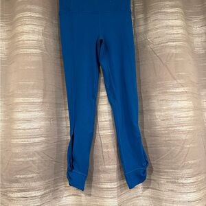 UA Motion Twist Women’s Ankle Leggings